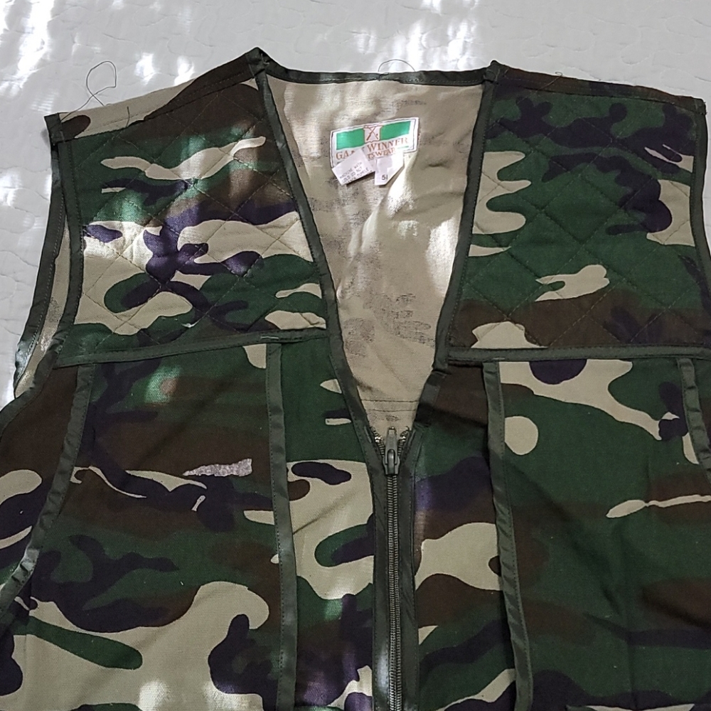 Game Winner Hunting Vest w/ Game Bag L - Picture 6 of 8